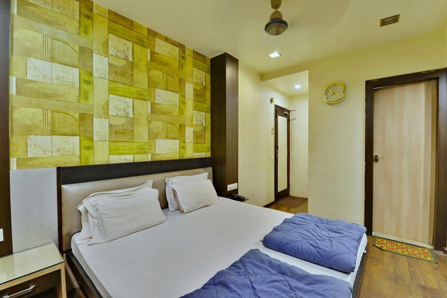 Hotel Kanishka Rāipur Exterior foto